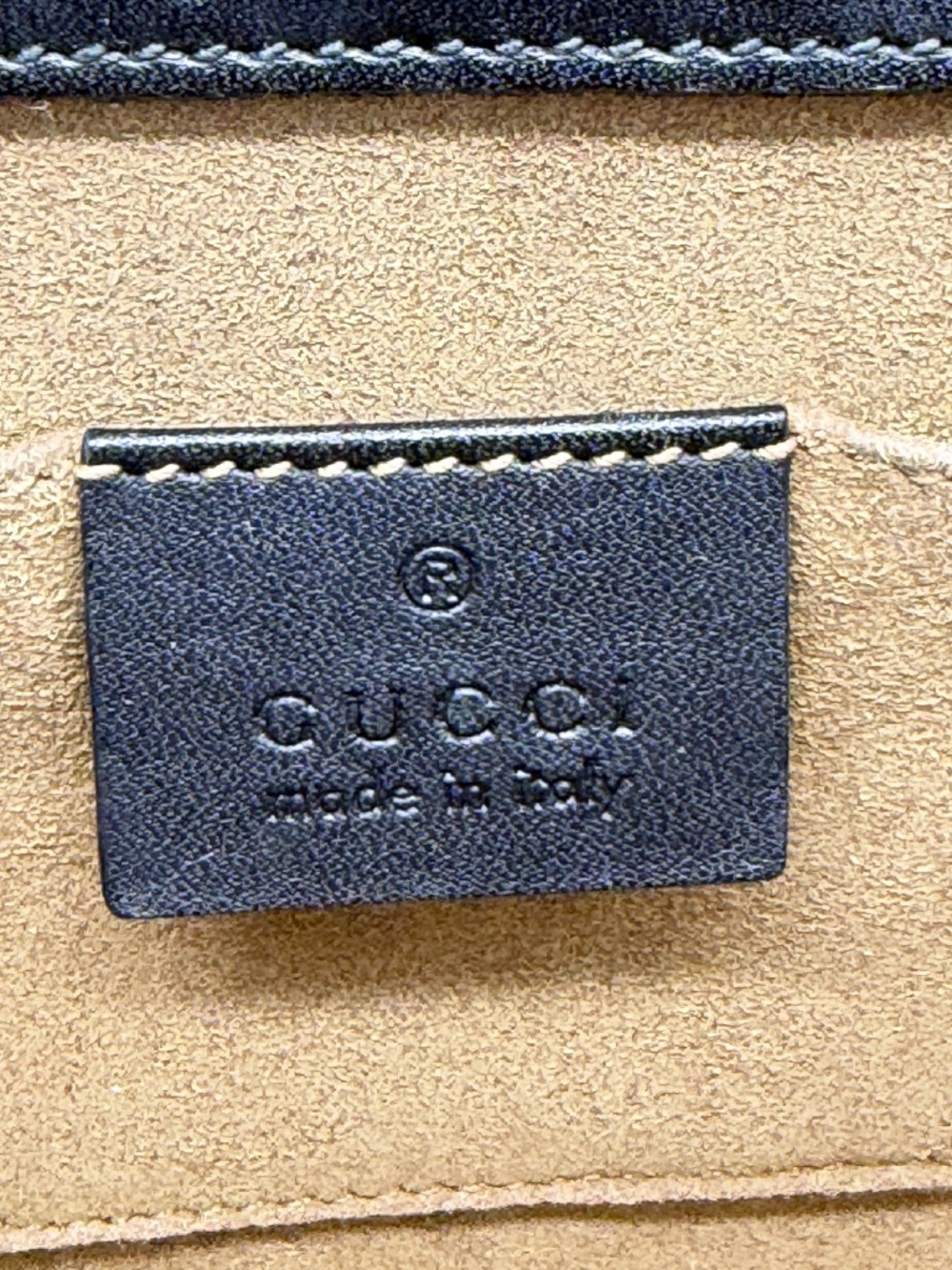 Gucci Padlock GG Supreme Small Chain Shoulder Bag Black Leather Gold Hardware - Picture 12 of 13